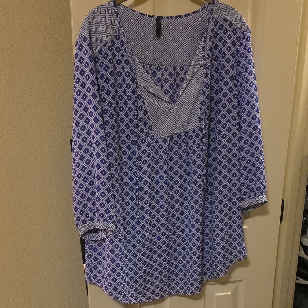 NYDJ Blue and White Patterned Tunic